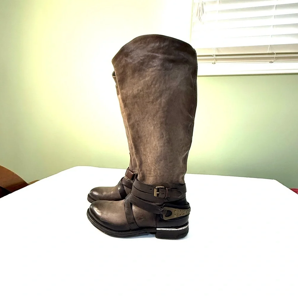 Free People A.S. 98 Air step boho leather boots riding moto woman 7.5 biker